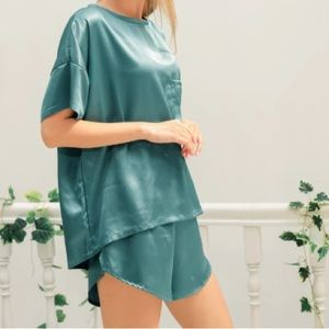 19 Momme Silk Tee Style Pajama Sleep Set (Top & Bottom), size XL